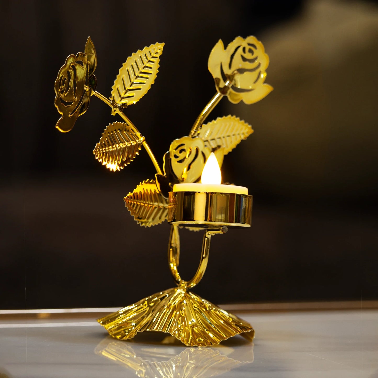 Elegant Rose Candle Holder/Table Top Home Decoration/Golden Metal Candle Holder for Home Décor