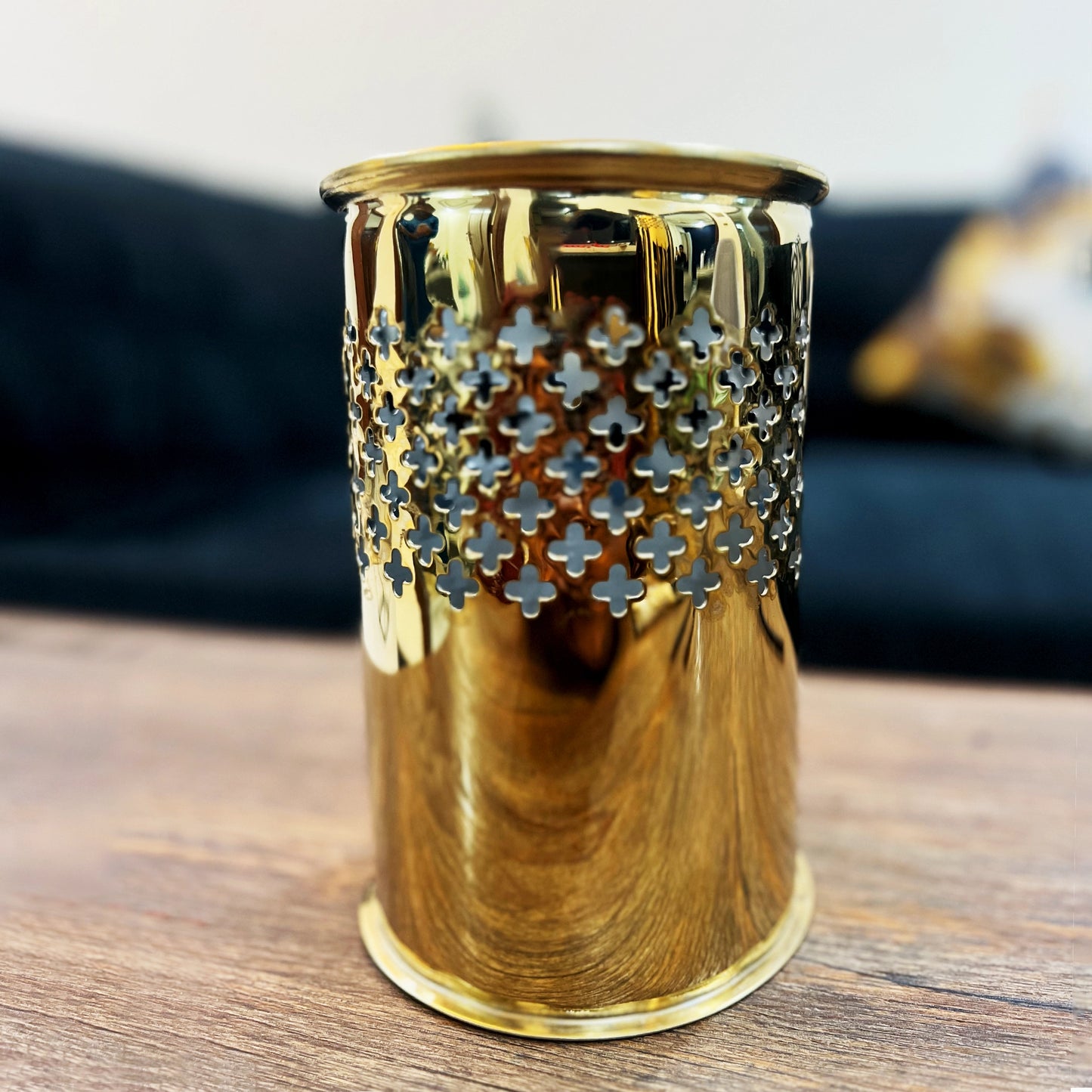 Golden Metal Vase for Home Decor/ Metal Vase for Artificial Flowers & Stems/ Vase for Office Decor